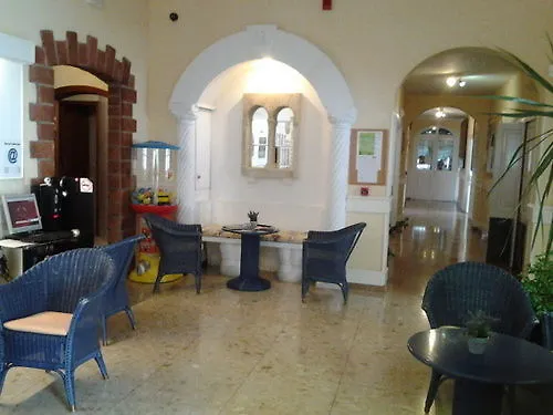 Hotel Marbella Roses